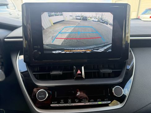 Used 2024 Toyota Corolla LE image 15