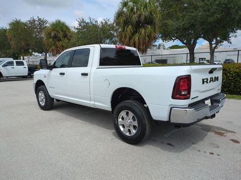 New 2026 RAM 2500 Big Horn AWD/4WD image 7
