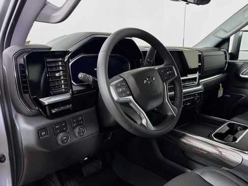 New 2026 Chevrolet Silverado 2500 LTZ w/ Trail Boss Package AWD/4WD image 9