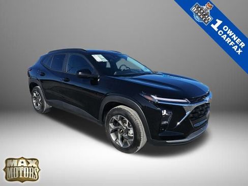 Used 2025 Chevrolet Trax LT w/ LT Convenience Package image 1