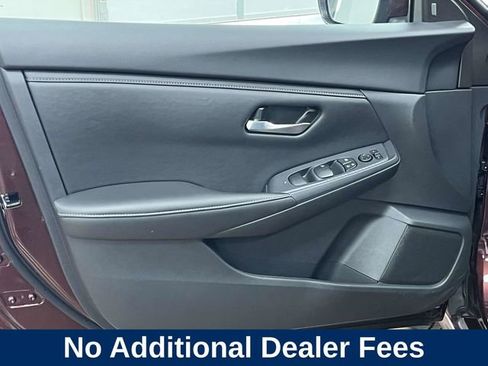 Used 2025 Nissan Sentra SV FWD image 16