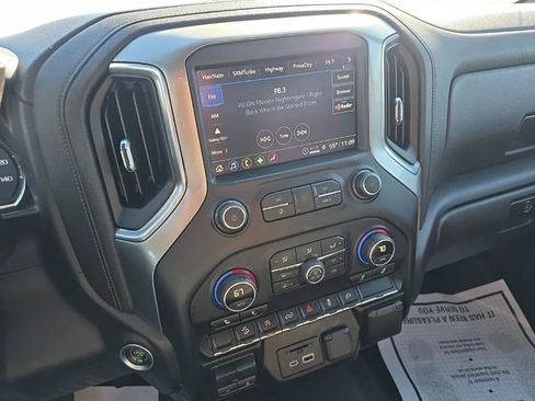 Used 2021 Chevrolet Silverado 1500 LT w/ Z71 Off-Road Package image 14