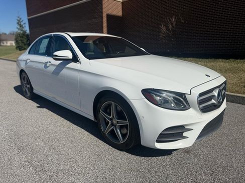 Used 2017 Mercedes-Benz E 300 4MATIC image 24