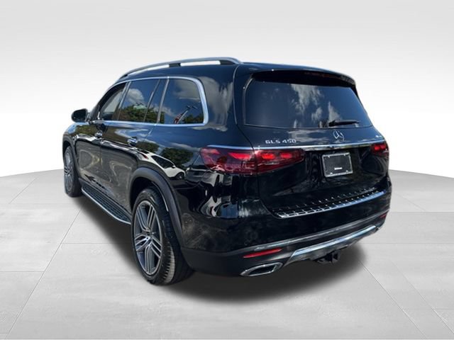 Used 2026 Mercedes-Benz GLS 450 4MATIC image 4