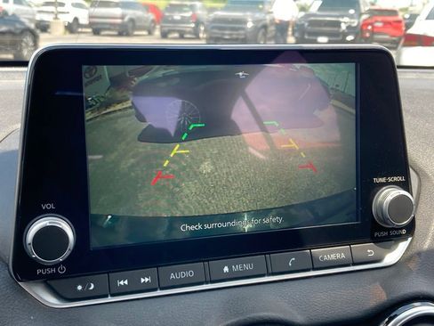 Used 2024 Nissan Sentra SV FWD image 21