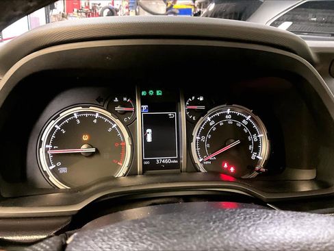 Certified 2022 Toyota 4Runner Limited image 24