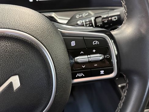 Used 2024 Kia Sorento S FWD image 18
