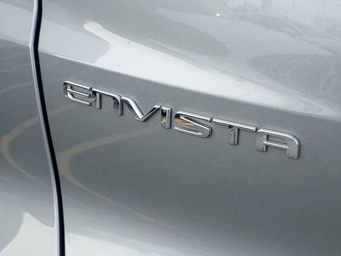 Used 2025 Buick Envista Preferred image 9