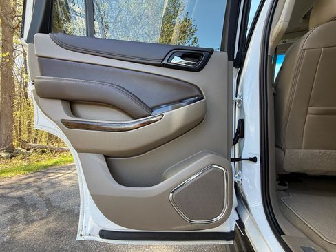 Used 2019 Chevrolet Tahoe LT AWD/4WD image 25