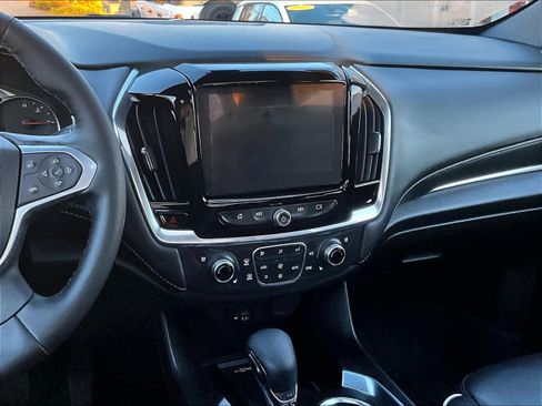 Used 2023 Chevrolet Traverse Premier w/ Redline Edition image 19