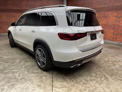New 2025 Mercedes-Benz GLS 450 4MATIC image 3