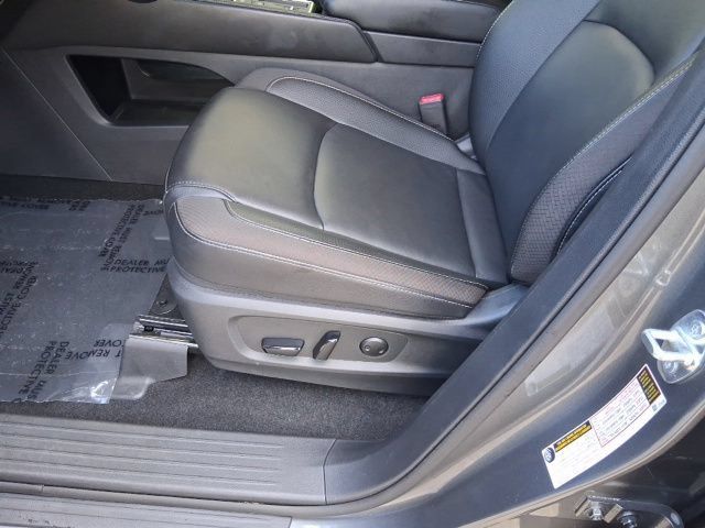 Certified 2025 Nissan Pathfinder SL FWD image 11