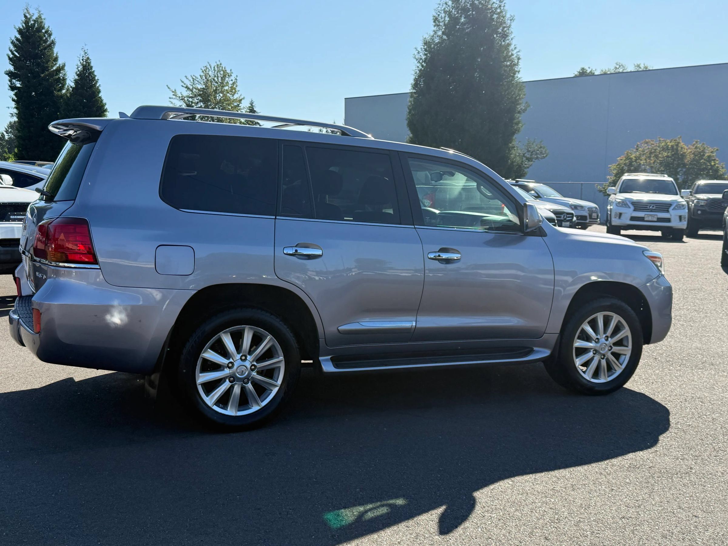 Used 2009 Lexus LX 570 4WD image 5