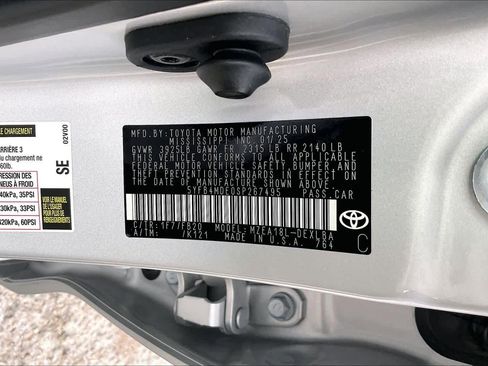 Used 2025 Toyota Corolla LE image 34