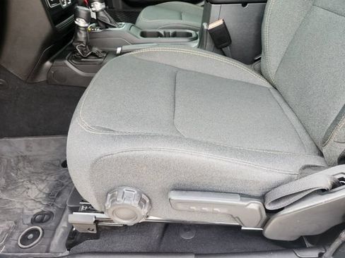 Used 2024 Jeep Wrangler Sport AWD/4WD image 25
