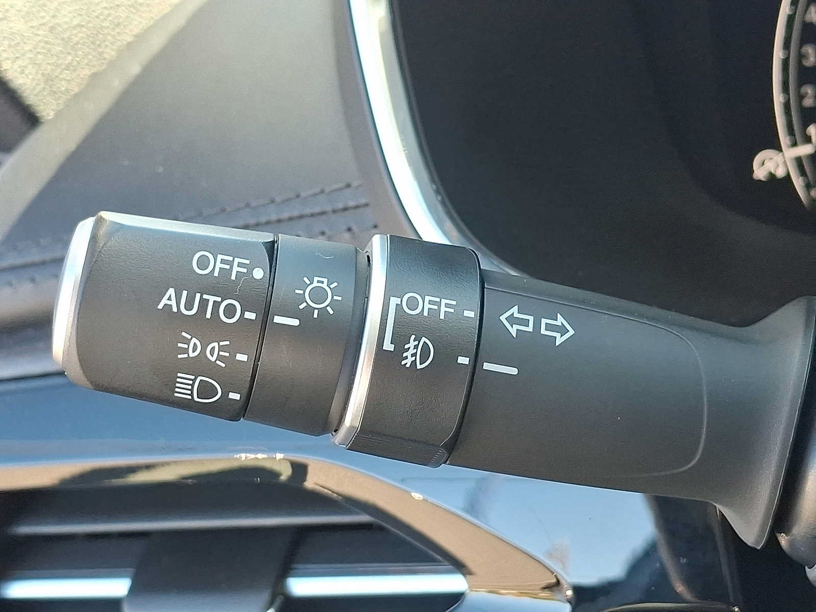 Used 2023 Acura MDX w/ Advance Package AWD/4WD image 26