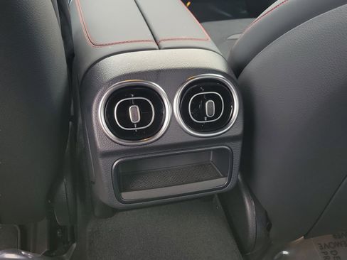 New 2026 Mercedes-Benz C 43 AMG 4MATIC Sedan image 9