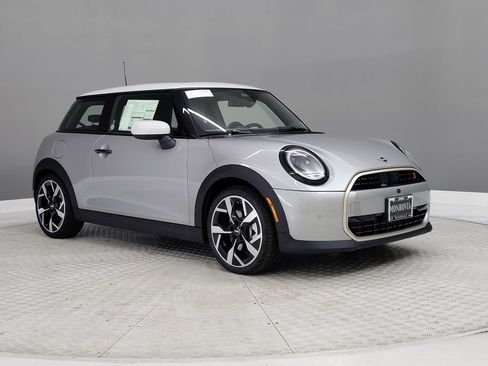 New 2026 MINI Cooper S image 28