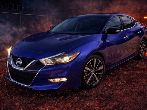 Used 2018 Nissan Maxima Platinum image 1
