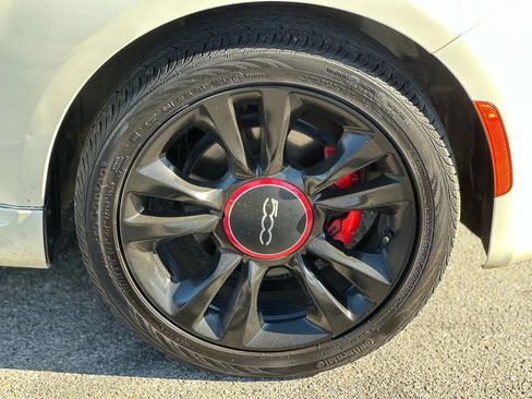 Used 2015 FIAT 500 Sport w/ Comfort/Convenience Group image 23