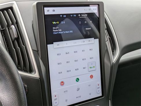 Used 2022 Ford Edge SE image 21