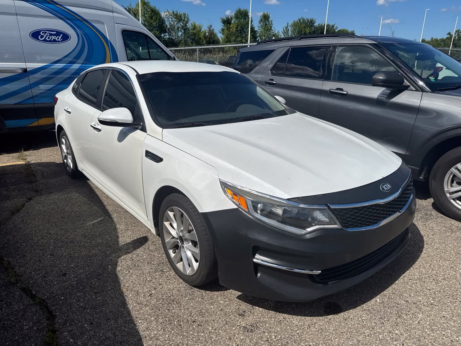 Used 2016 Kia Optima LX FWD image 9