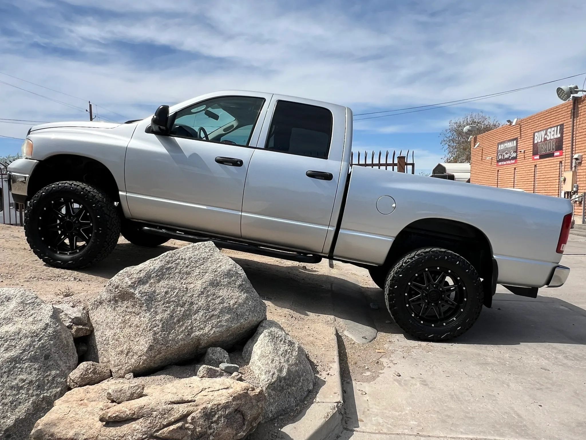 Used 2005 Dodge Ram 2500 Truck SLT AWD/4WD image 1