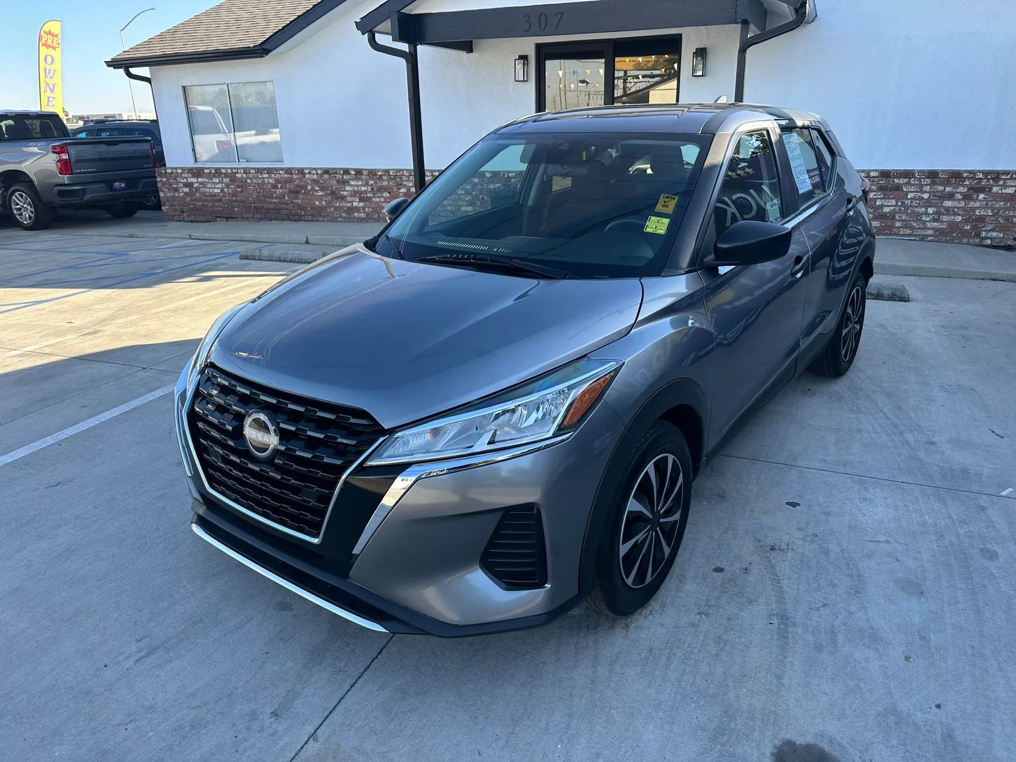 Used 2023 Nissan Kicks S FWD image 10