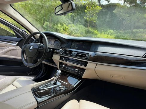 Used 2013 BMW 535i xDrive Sedan AWD/4WD image 22