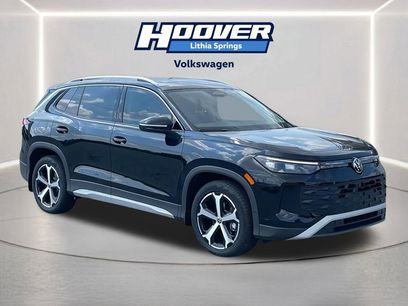 New 2025 Volkswagen Tiguan SE