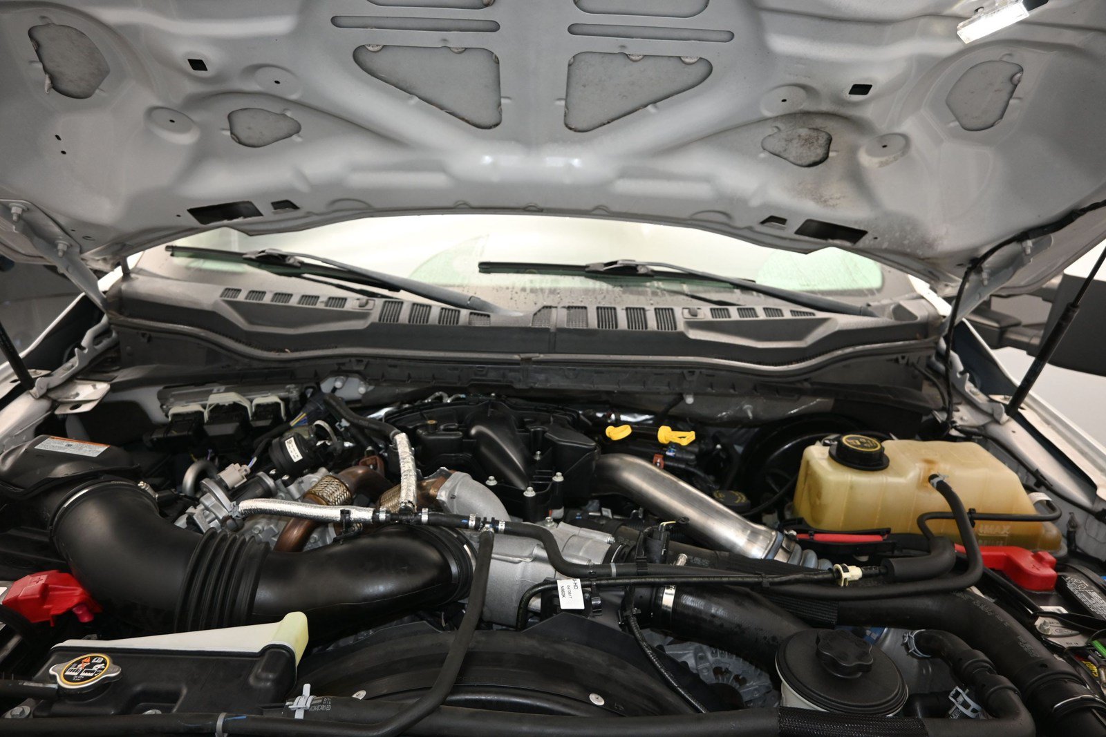 Used 2019 Ford F250 XLT AWD/4WD image 14