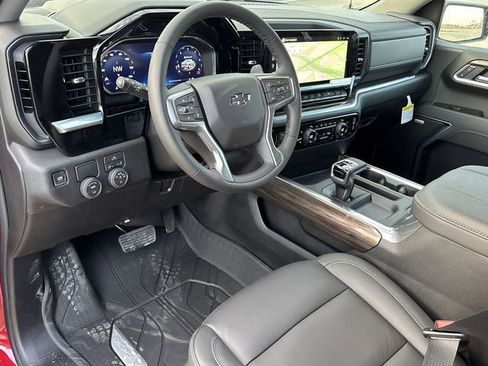 New 2026 Chevrolet Silverado 1500 RST w/ Dark Appearance Package image 22