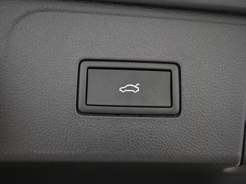 New 2026 Volkswagen Atlas Peak Edition AWD/4WD image 23