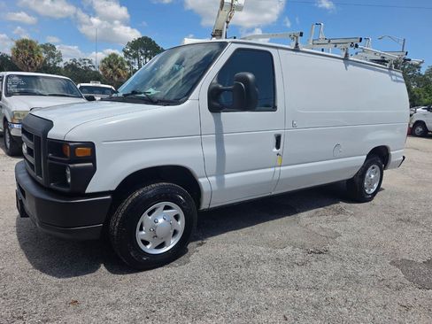 Used 2014 Ford E-150 and Econoline 150 RWD image 2