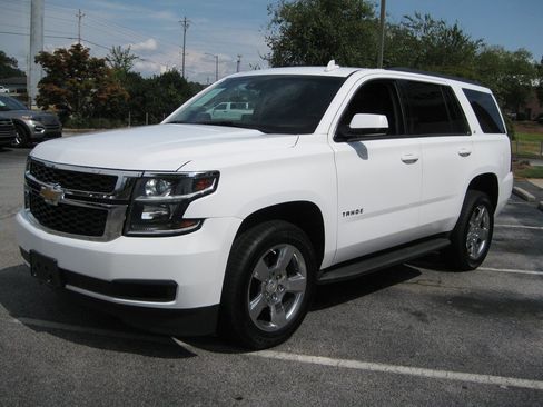 Used 2016 Chevrolet Tahoe LT RWD image 3