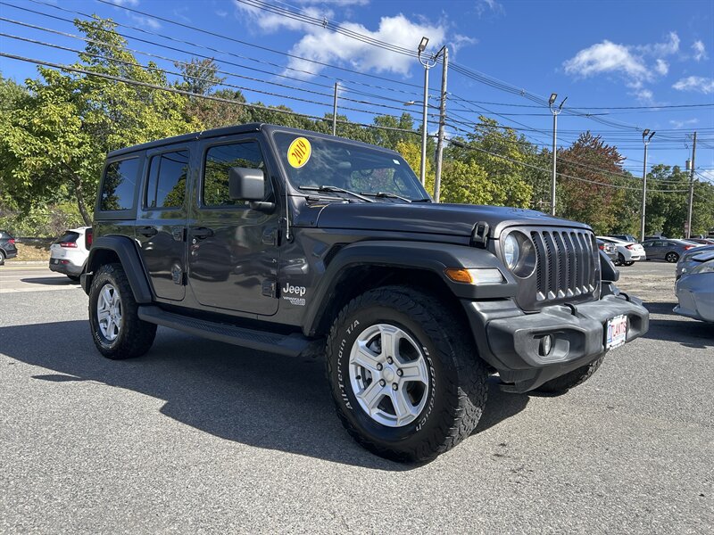 Used 2019 Jeep Wrangler Unlimited Sport S AWD/4WD image 3