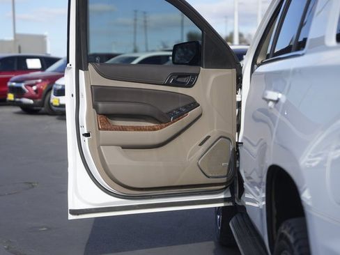 Used 2018 Chevrolet Tahoe Premier image 32