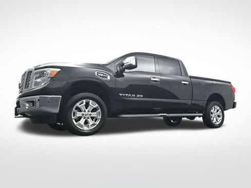 Used 2016 Nissan Titan SL image 31