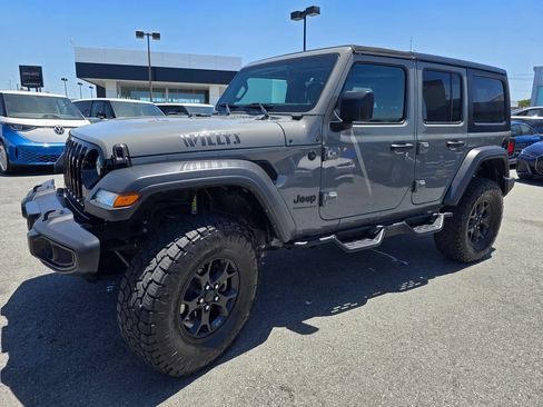 Used 2023 Jeep Wrangler Unlimited Sport AWD/4WD image 2