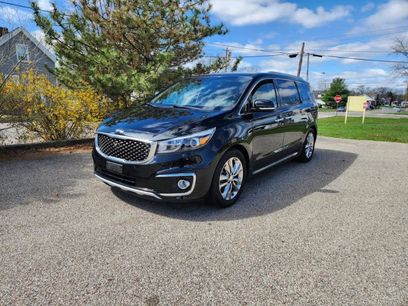 Used 2016 Kia Sedona SX Limited w/ Option Group 030