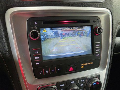 Used 2016 GMC Acadia SLT AWD/4WD image 29