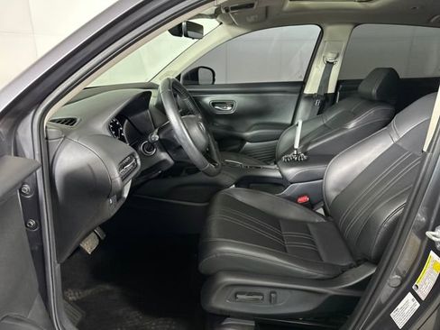 Used 2023 Honda HR-V EX-L image 11