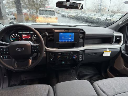 New 2026 Ford F250 XL w/ XL Chrome Package image 20