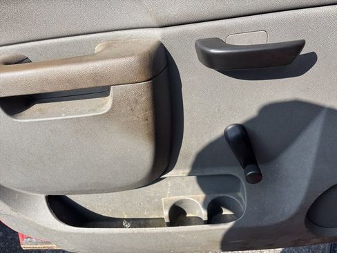 Used 2012 Chevrolet Silverado 1500 W/T image 8