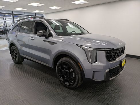 Certified 2024 Kia Sorento SX Prestige image 3