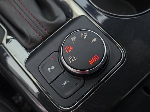 Used 2023 Chevrolet Blazer RS AWD/4WD image 27
