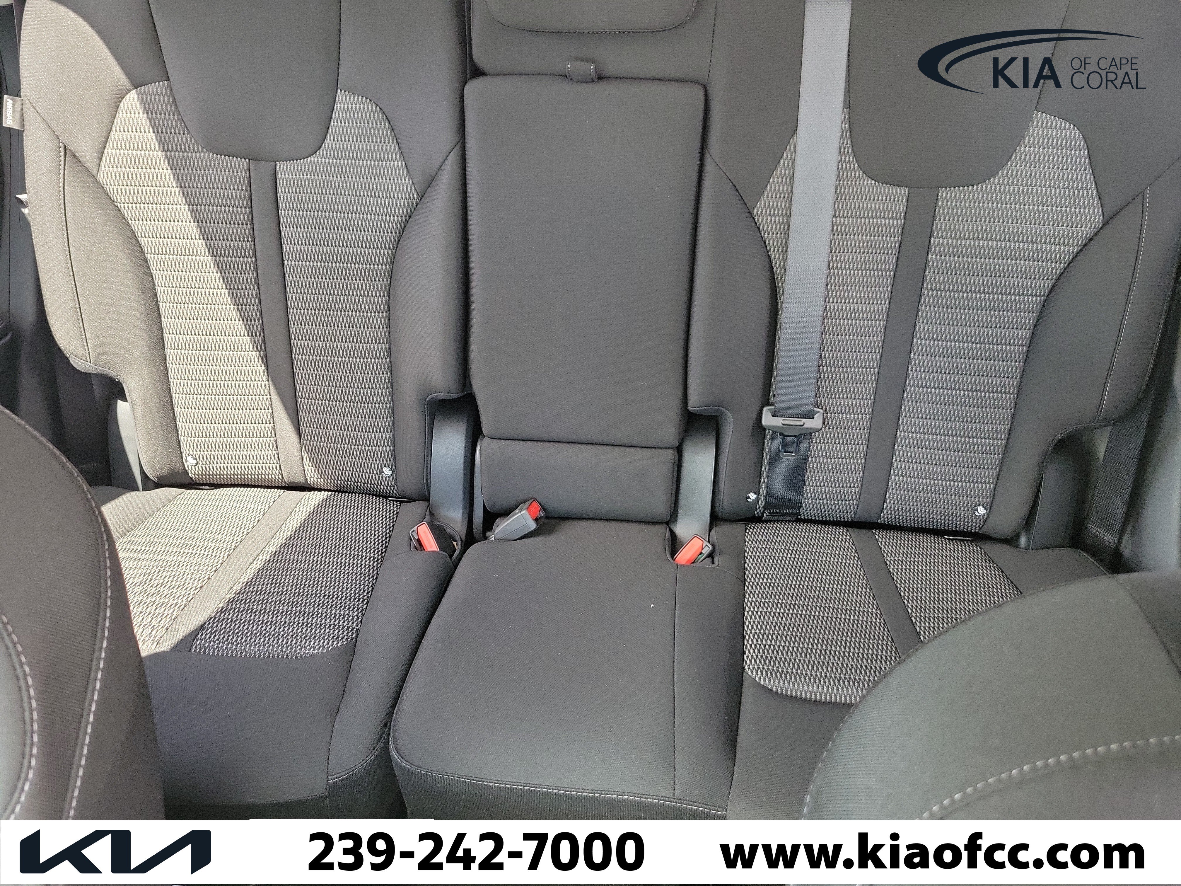 New 2026 Kia Sorento LX FWD image 29