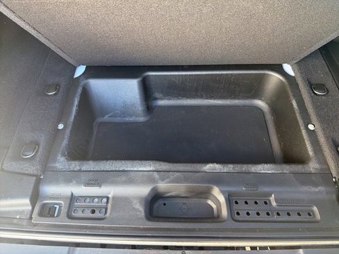 Used 2021 Jeep Wrangler Unlimited Sahara image 29