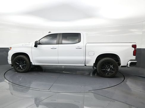 Used 2023 Chevrolet Silverado 1500 RST image 2