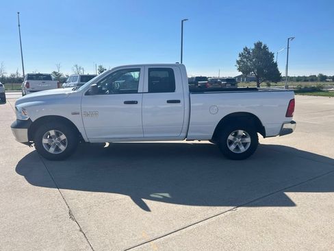 Used 2015 RAM 1500 Tradesman w/ Popular Equipment Group AWD/4WD image 2
